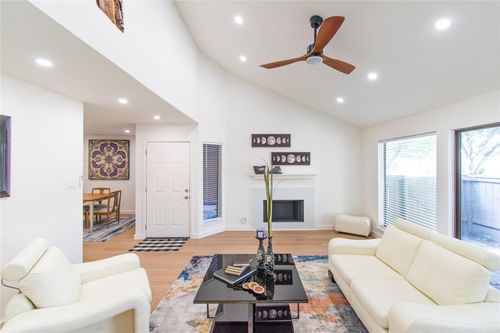 1364 Chardonnay Dr, Houston, TX, 77077-3140 | Card Image