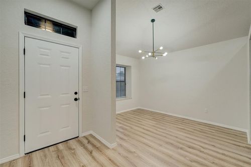 10505 Jeri Pl, Oklahoma City, OK, 73162-4381 | Card Image