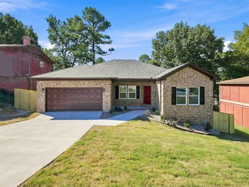 11 British Colonial .5 Drive, Little Rock, AR, 72206 | Card Image