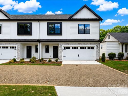 1220 N Sharon Amity Rd, Charlotte, NC, 28211-3144 | Card Image
