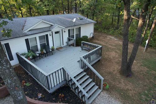 lake-dabinawa-4853 Cheyenne Ln, McLouth, KS, 66054 | Card Image