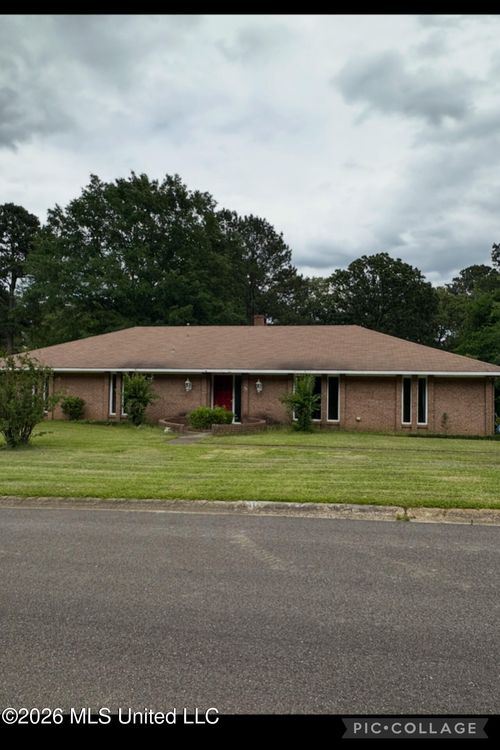 72 Terrapin Drive, Brandon, MS, 39042 | Card Image