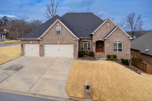 2 Greymoss Cv, Little Rock, AR, 72211-3856 | Card Image