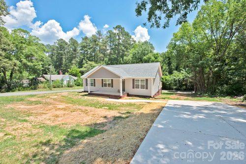 120 Homestead Ave, Kannapolis, NC, 28081-9572 | Card Image
