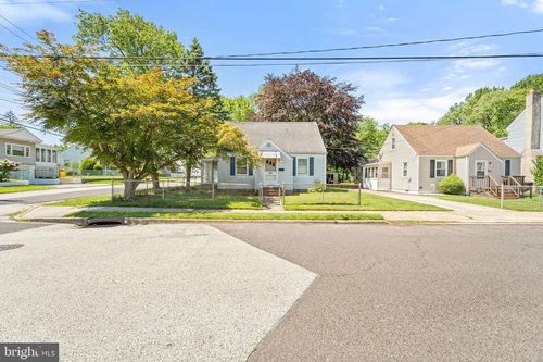 78 S Poplar Ave, Maple Shade, NJ, 08052-2757 | Card Image