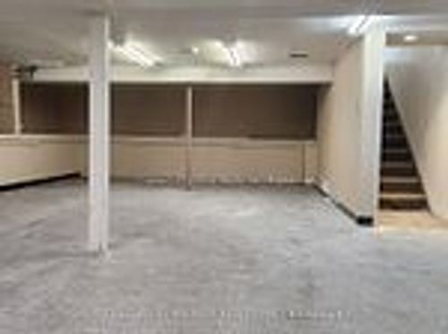 b-907 Simcoe St N, Oshawa, ON, L1G4W1 | Card Image
