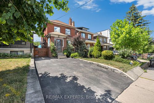 406 Lauder Ave, York, ON, M6E3J2 | Card Image