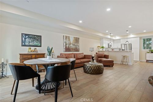 unit-202-44 Coronado St, Ventura, CA, 93001-3598 | Card Image