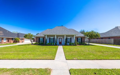 163 Lake Penchant Ct, Houma, LA, 70360-8322 | Card Image