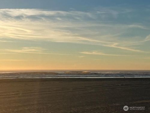 12 Chabot Rd, Copalis Beach, WA, 98535-1209 | Card Image