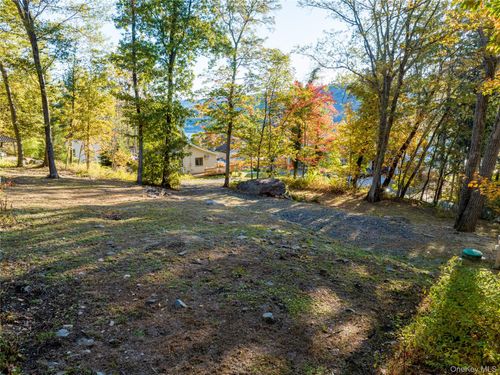 154 Brook Trl, Greenwood Lake, NY, 10925-4210 | Card Image