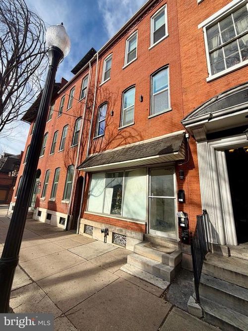 205 E King St, LANCASTER, PA, 17602-5025 | Card Image