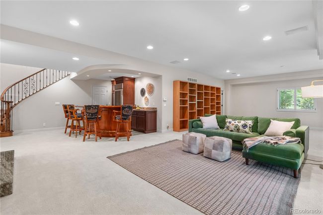 Versatile space downstairs | Image 34