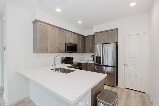 2811 Elderflower St, Townhouse with 3 bedrooms, 3 bathrooms and 2 parking in Spring Valley CA | Image 20