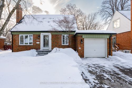 2034 Harvest Dr, Mississauga, ON, L4Y1T6 | Card Image