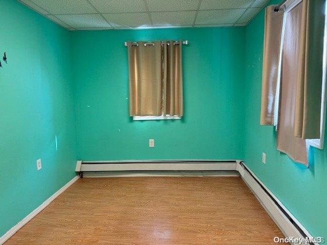 102 E 6 Th Rd, House other with 3 bedrooms, 1 bathrooms and null parking in Broad Channel NY | Image 6