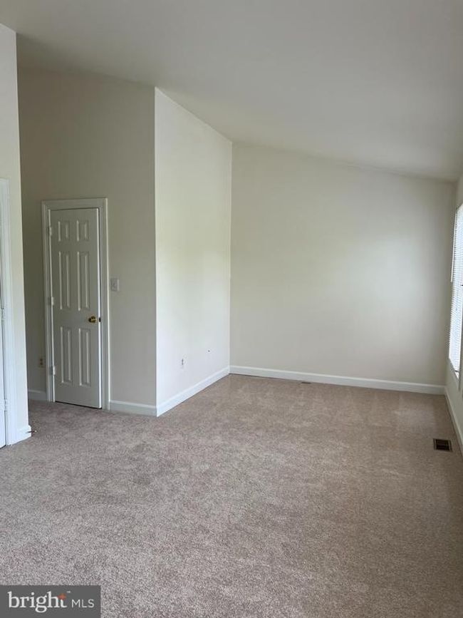 5605 Rivendell Pl, Townhouse with 3 bedrooms, 4 bathrooms and null parking in FREDERICK MD | Image 11