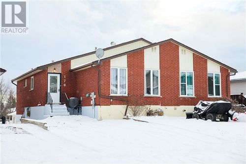 170 Autumnwood Cres, Sudbury, ON, P3B3Z4 | Card Image