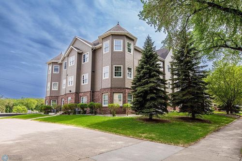 apt-303-404 8th St S, Fargo, ND, 58103-1890 | Card Image