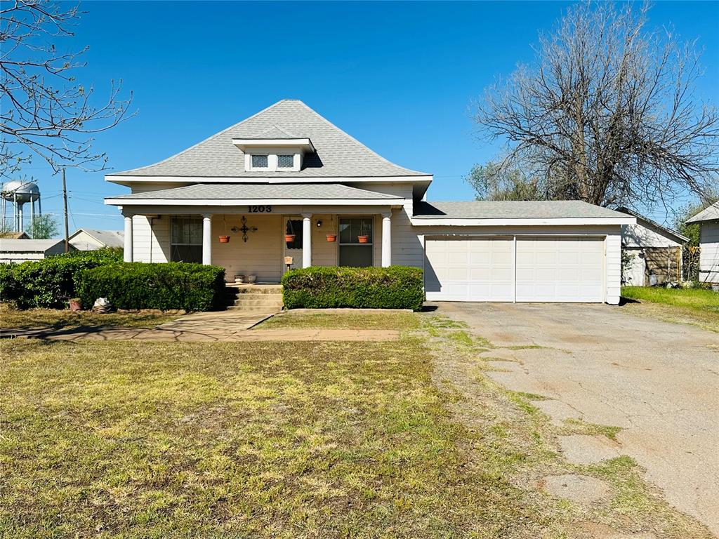 Lee St, Altus, OK 73521