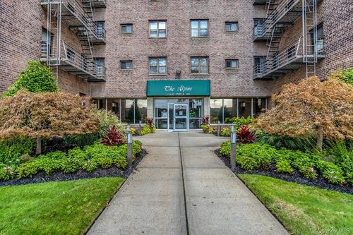 apt-b77-204 Foothill Ave, Hollis, NY, 11423-1635 | Card Image