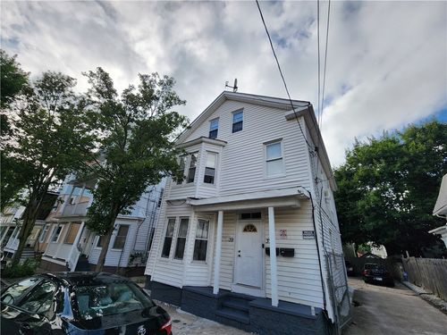 37 Farragut Ave, Providence, RI, 02905-1318 | Card Image