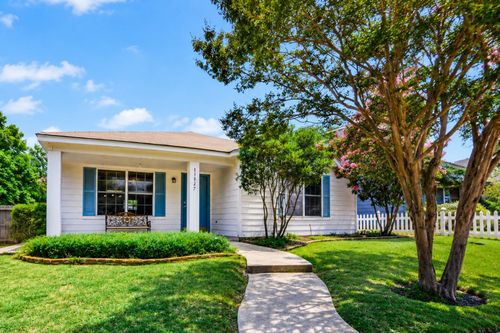 13827 Spring Heath Rd, Pflugerville, TX, 78660-7818 | Card Image