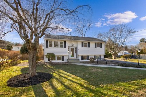 68 Macon Rd, Burlington, MA, 01803-2329 | Card Image