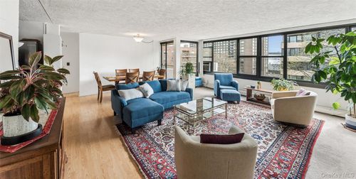 6a-162-30 Powells Cove Boulevard, New York, NY, 11357 | Card Image