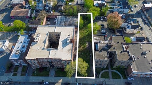 433 Central Ave, Orange, NJ, 07050-2532 | Card Image