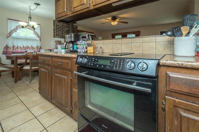8833 Hickory Ln, House other with 2 bedrooms, 2 bathrooms and null parking in Ozawkie KS | Image 15