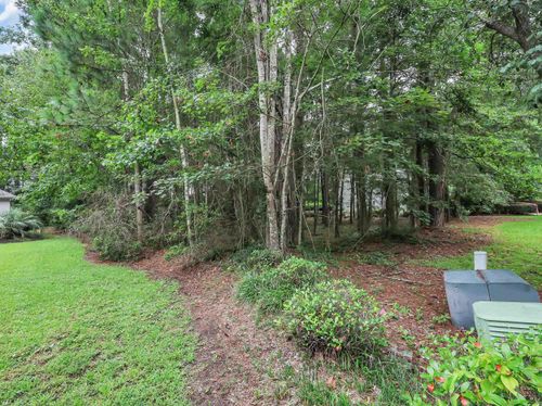 1286 Strathmill Ct, Surfside Beach, SC, 29575-5881 | Card Image