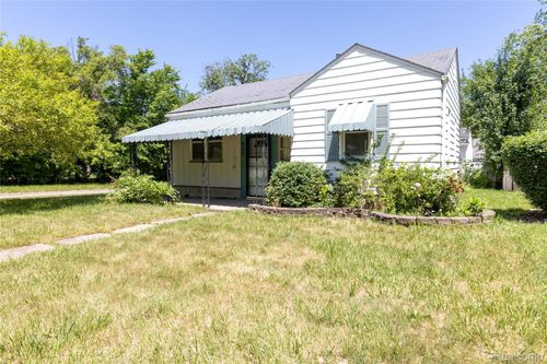 627 Wesbrook St, Pontiac, MI, 48340-3066 | Card Image