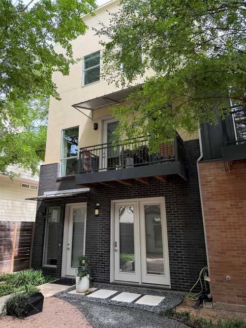 1205g-1205 Kinney Ave, Austin, TX, 78704-2156 | Card Image