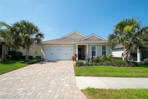 8077 Sandstar Way, SARASOTA, FL, 34240-1214 | Card Image