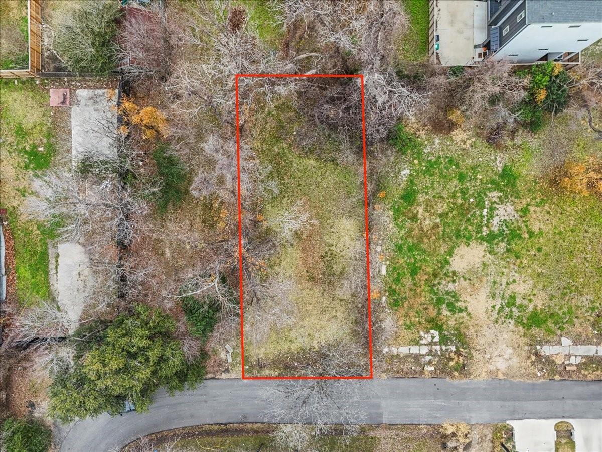 Land in Houston 5