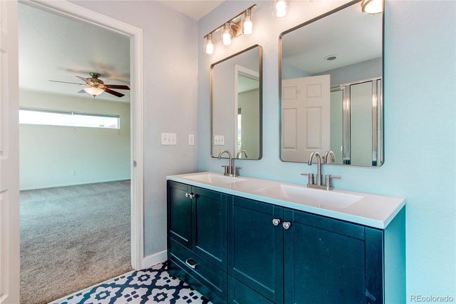 Primary Bathroom | Image 28