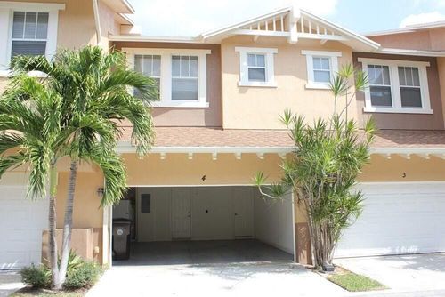 unit-4-880 Millbrae Ct, West Palm Beach, FL, 33401-8475 | Card Image