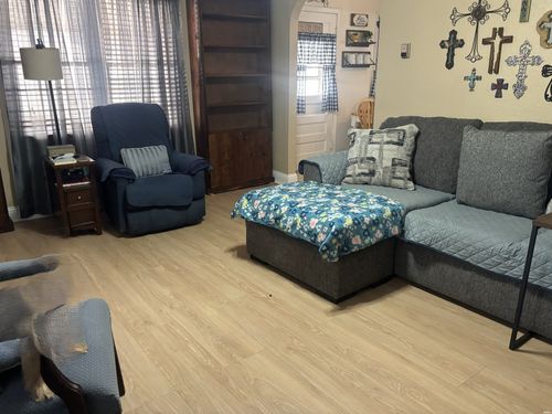 1010 Pate St, Carlsbad, NM, 88220-3171 | Card Image