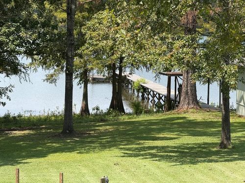 207 Fishers Pt, Burkeville, TX, 75932-2260 | Card Image