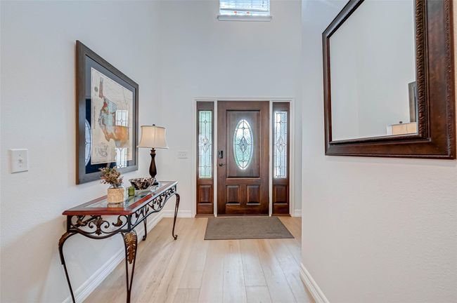 Foyer with high ceiling. | Image 6