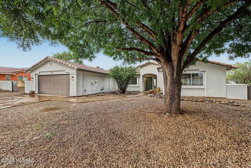 911 E Saguaro Dr, Sunsites, AZ, 85625-4049 | Card Image