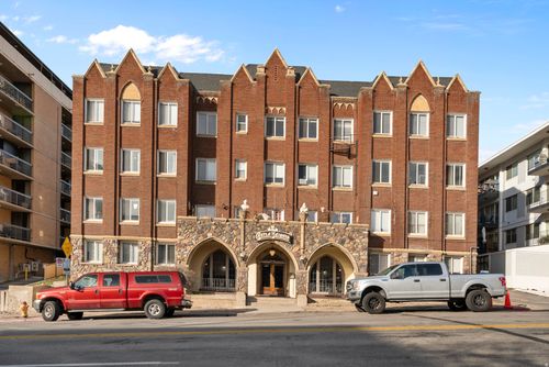 141 E 1st Ave, Salt Lake City, UT, 84103-2394 | Card Image