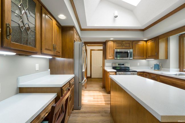 2703 Foxchase Run, Condo with 3 bedrooms, 2 bathrooms and null parking in Fort Wayne IN | Image 10