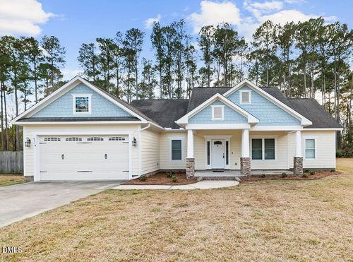 9114 Clinton Rd, Autryville, NC, 28318-8983 | Card Image