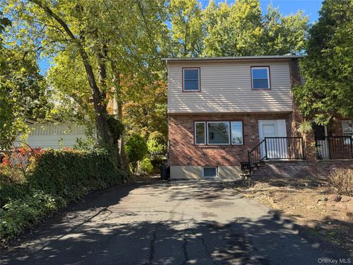62 Washington St, Nyack, NY, 10960-3730 | Card Image