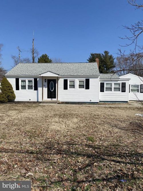 502 W Sunset Ave, GREENSBORO, MD, 21639-1443 | Card Image