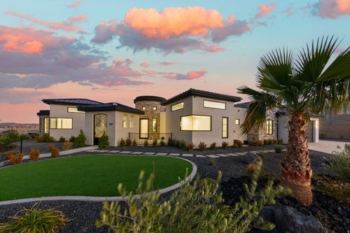 3967 W Hillside Way, Santa Clara, UT, 84765-5767 | Card Image