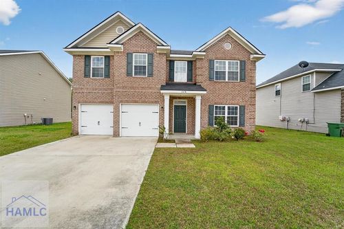 668 Red Oak Ln, Hinesville, GA, 31313-4116 | Card Image