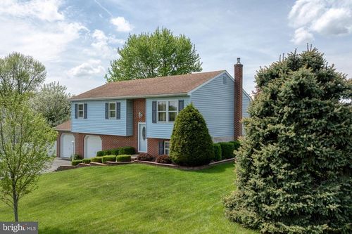 155 Bethesda Church Rd W, HOLTWOOD, PA, 17532-9746 | Card Image